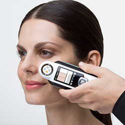 Kleurdetector X-Rite CAPSURE voor cosmetische industrie